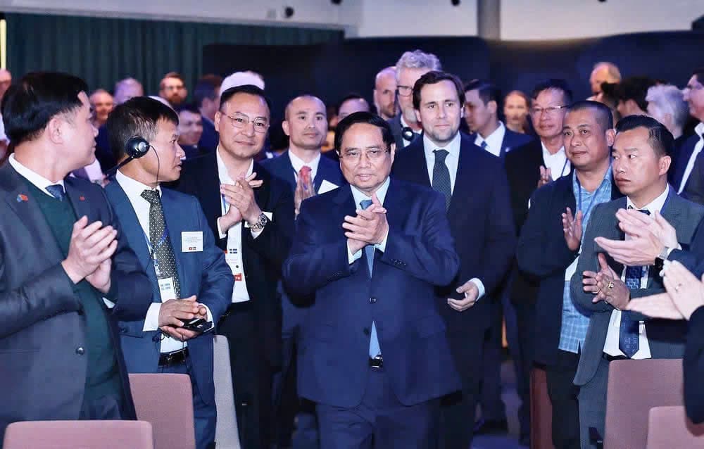 CHỦ TỊCH HĐQT BATECO GROUP THAM GIA ĐOÀN CÔNG TÁC THÁP TÙNG THỦ TƯỚNG CHÍNH PHỦ THAM DỰ DIỄN ĐÀN DOANH NGHIỆP VIỆT NAM – PHÁP VÀ DIỄN ĐÀN DOANH NGHIỆP VIỆT NAM – THỤY ĐIỂN TRONG HAI NGÀY 11/6.2025 – 12/6/2025